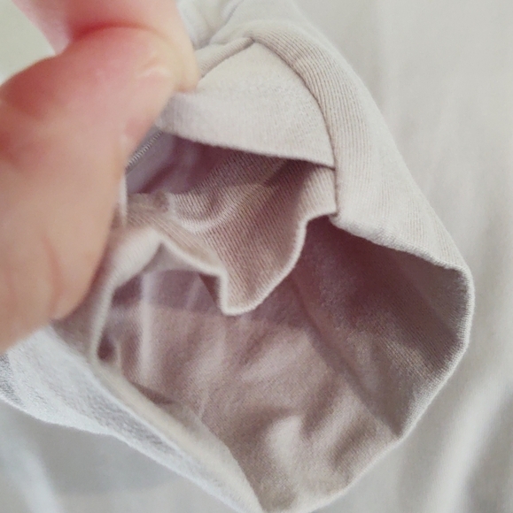 FABLETICS | Phoenix Run Hoodie - Picture 6 of 9